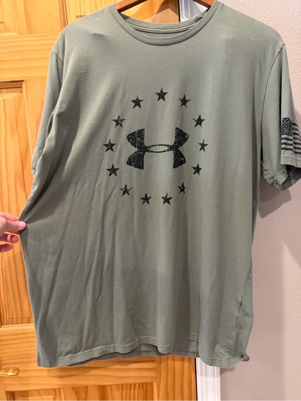 Under Armour Men’s Olive Green Short Sleeve Logo Tee